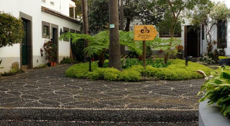 Casa de hóspedes Residencial Queimada De Baixo 4*